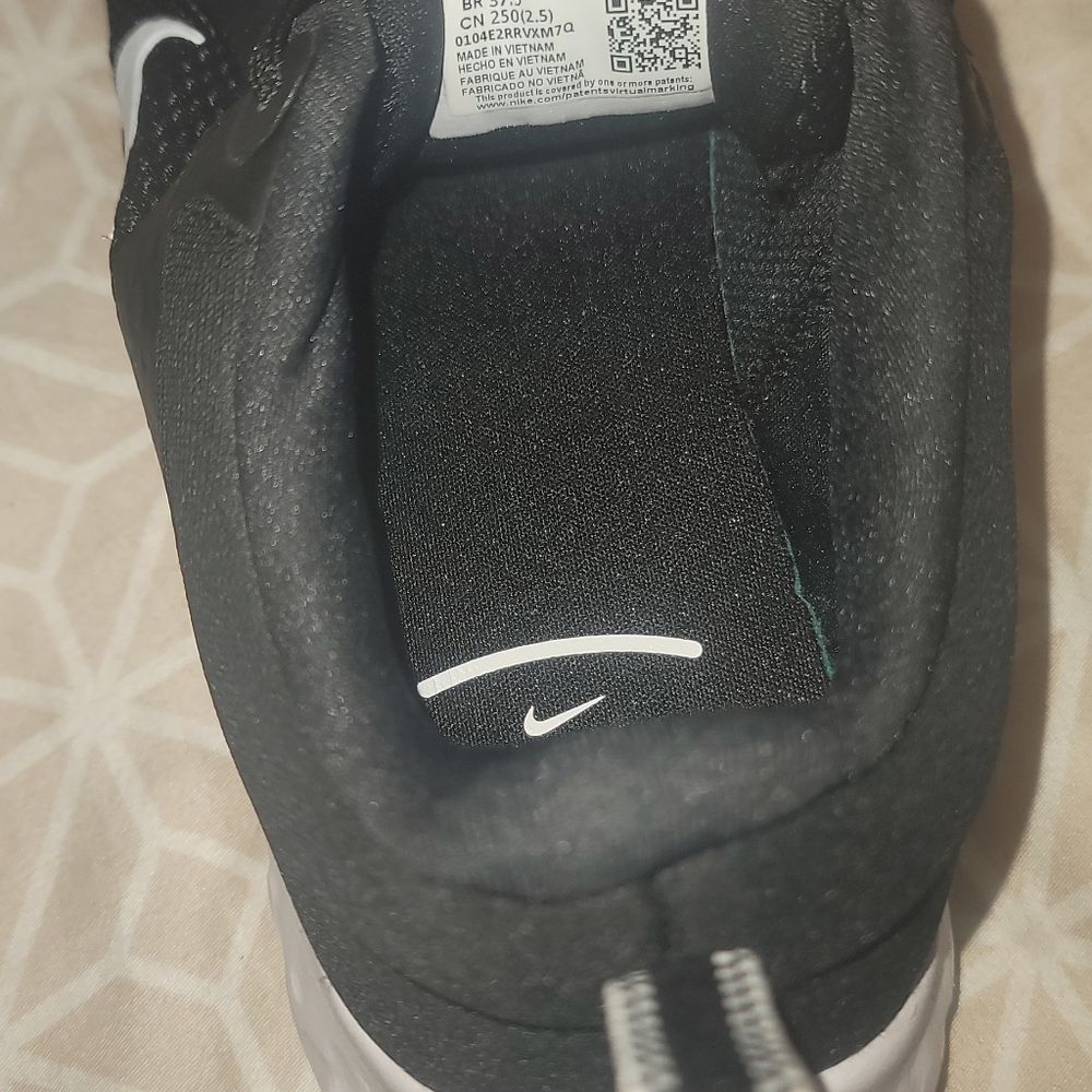 Black Nike women's size 8 shoes